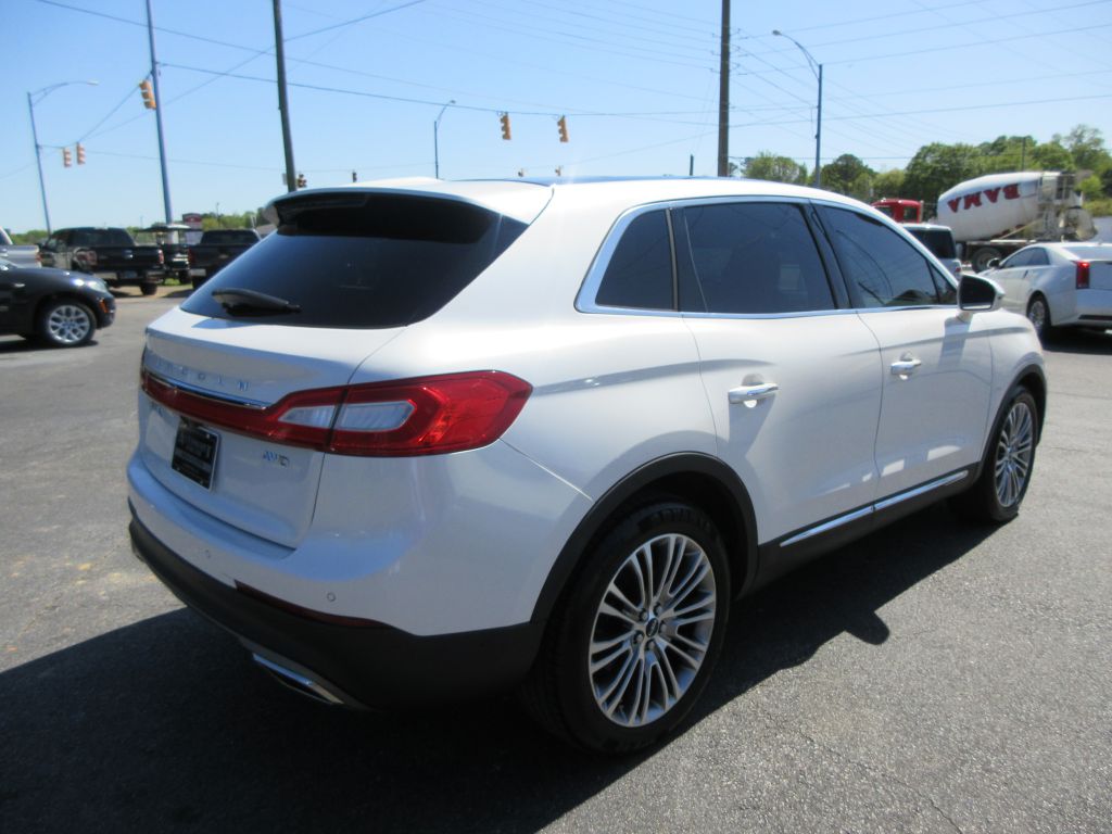 2016 Lincoln MKX Reserve photo 4