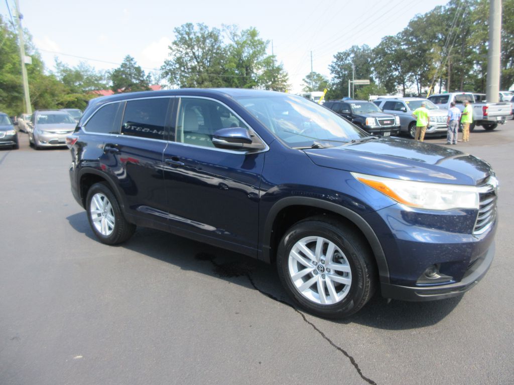 2016 Toyota Highlander Base Hybrid photo 2