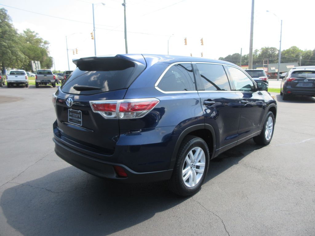 2016 Toyota Highlander Base Hybrid photo 3