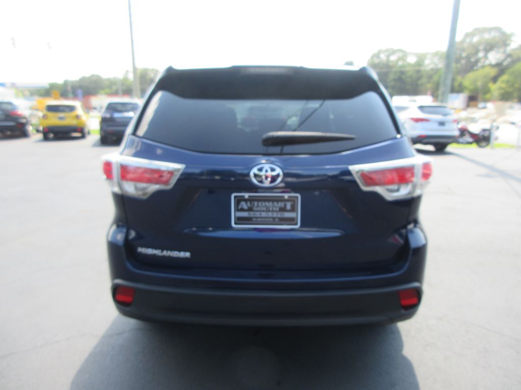 2016 Toyota Highlander Base Hybrid photo 4