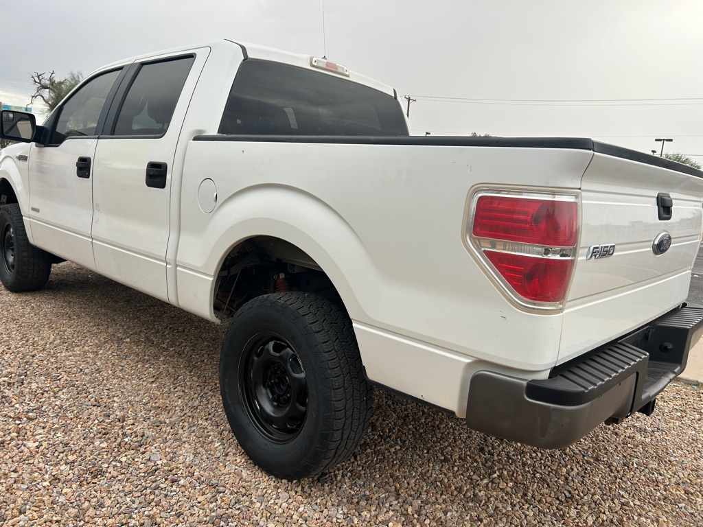 Photo 10 of this FORD F150