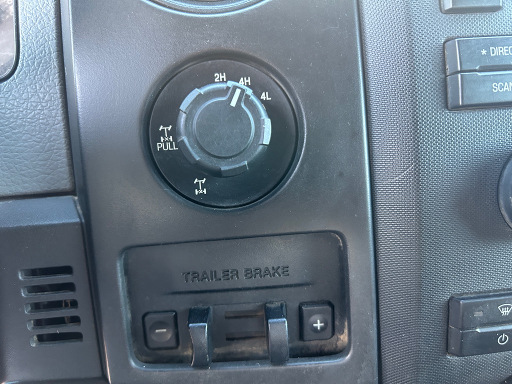 Photo 42 of this FORD F150