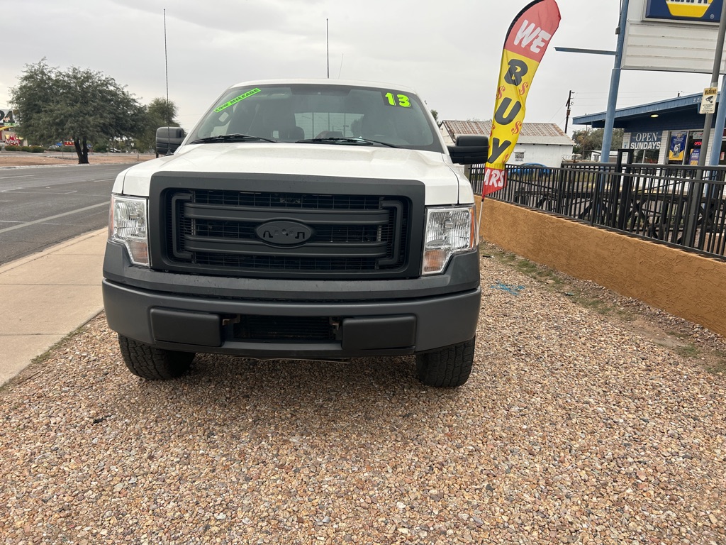 Photo 3 of this FORD F150