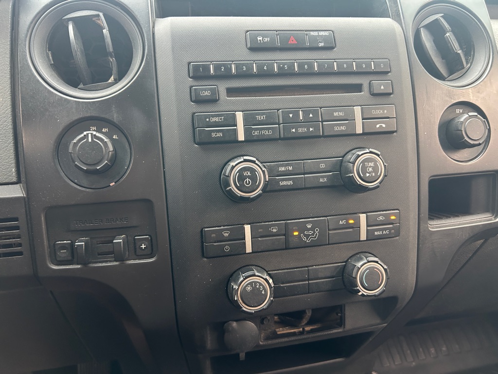 Photo 14 of this FORD F150