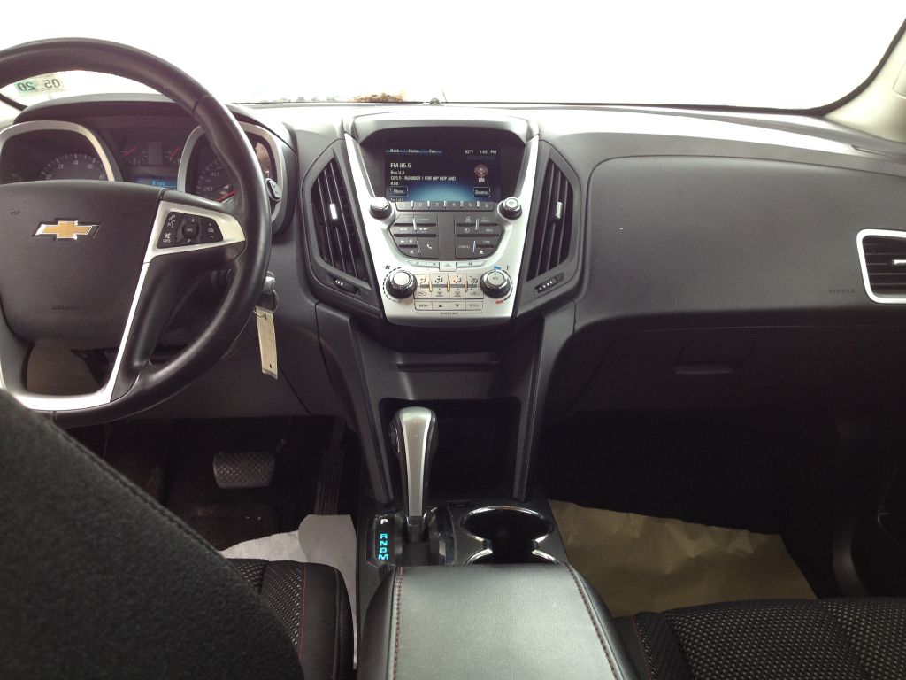 Photo 11 of this CHEVROLET EQUINOX