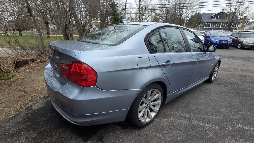 Photo 3 of this BMW 328