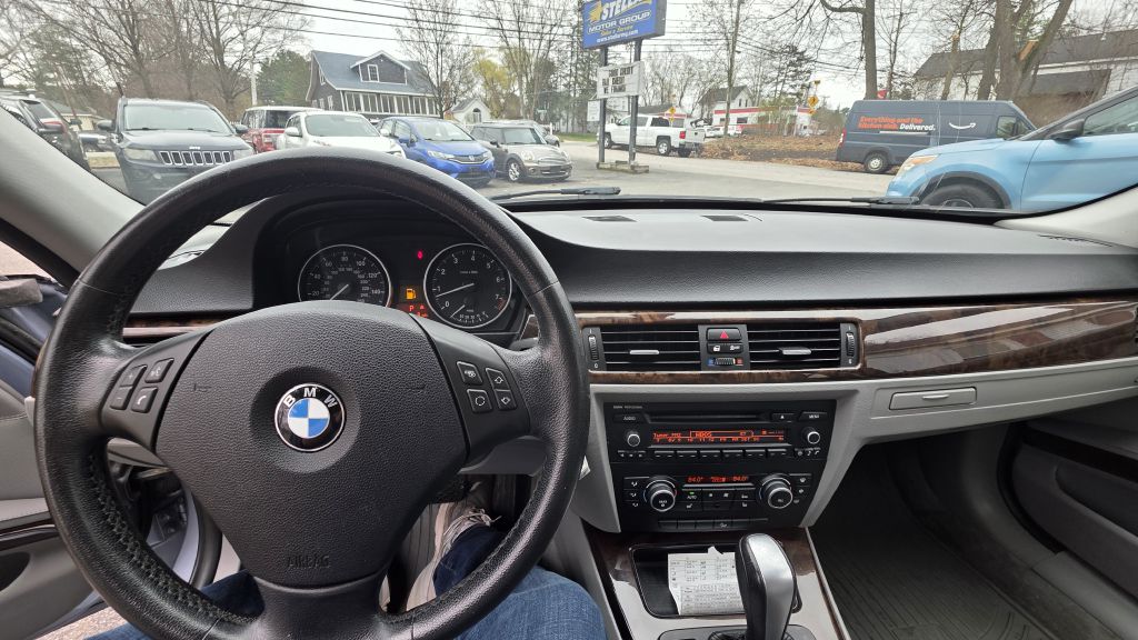 Photo 14 of this BMW 328