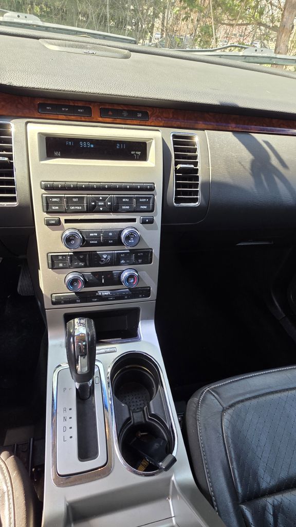 Photo 14 of this FORD FLEX