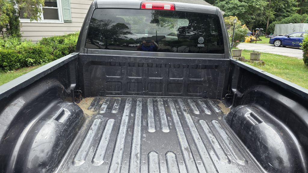 Photo 6 of this RAM 1500