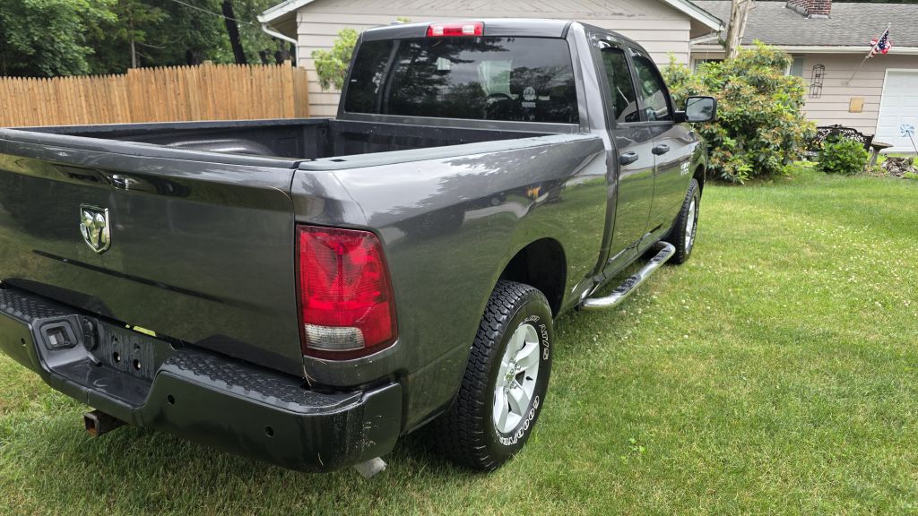 Photo 7 of this RAM 1500