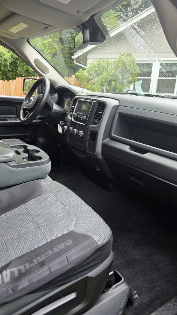 Photo 13 of this RAM 1500
