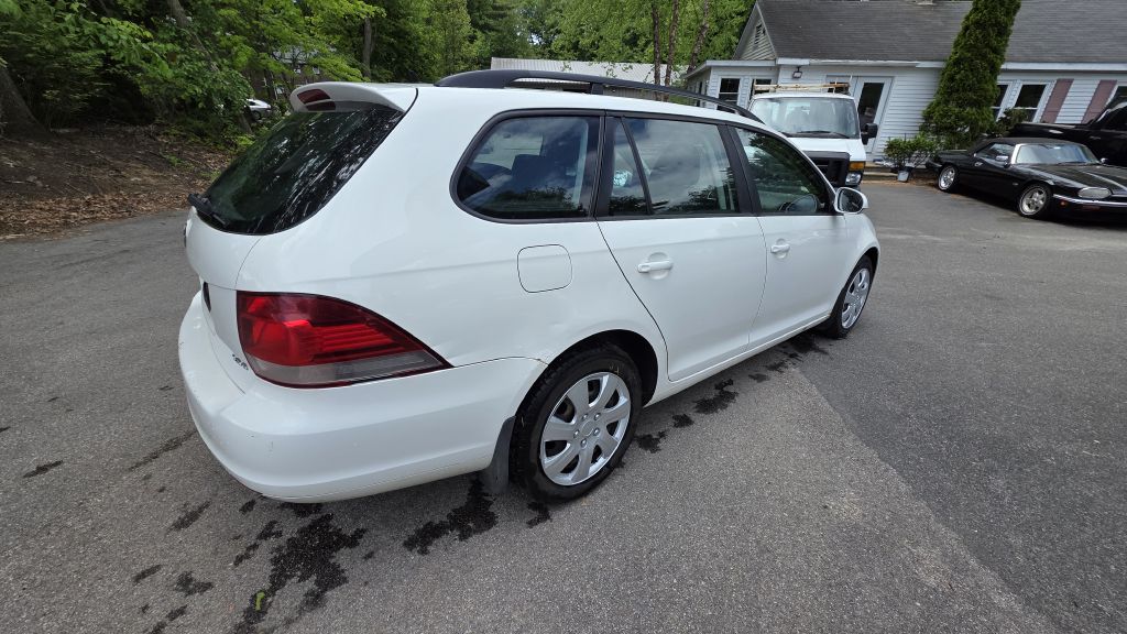 Photo 4 of this VOLKSWAGEN JETTA