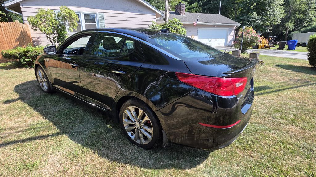 Photo 3 of this KIA OPTIMA