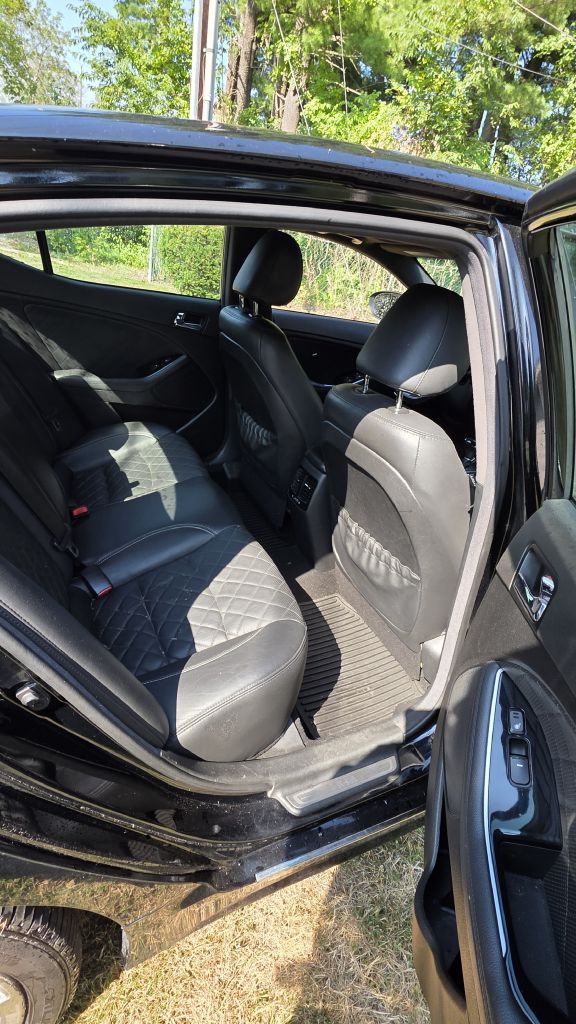 Photo 10 of this KIA OPTIMA