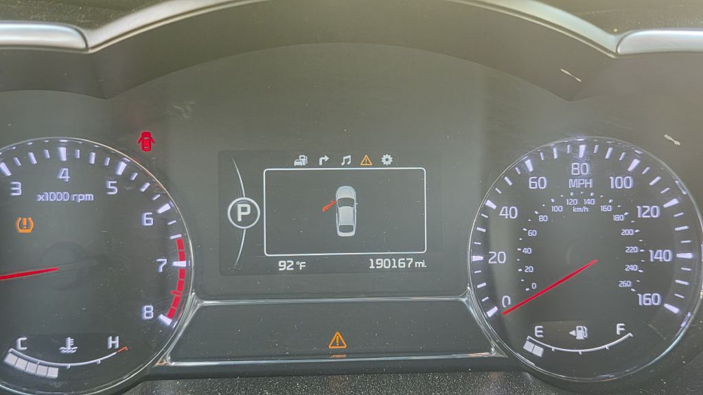 Photo 13 of this KIA OPTIMA