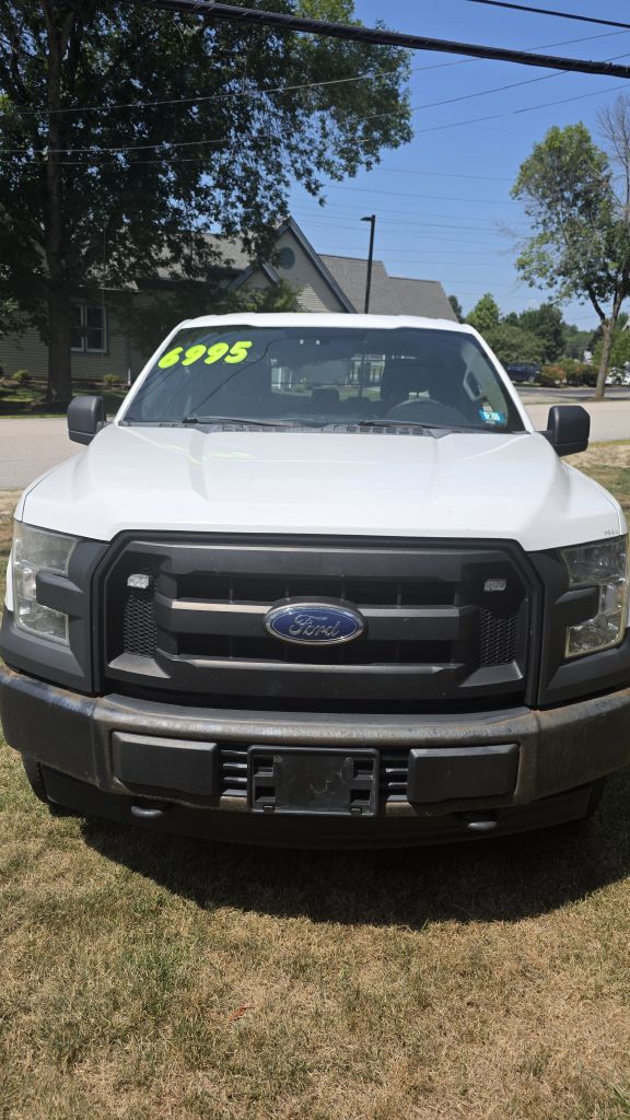 Photo 2 of this FORD F150