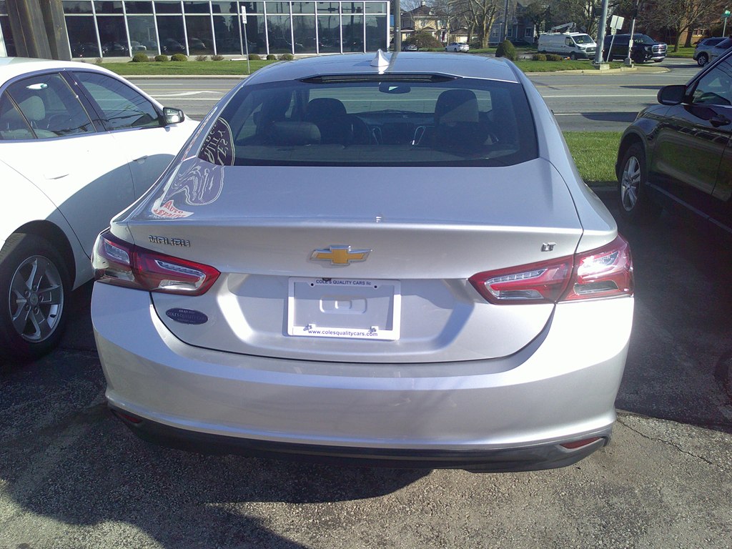 View vehicle photo 4