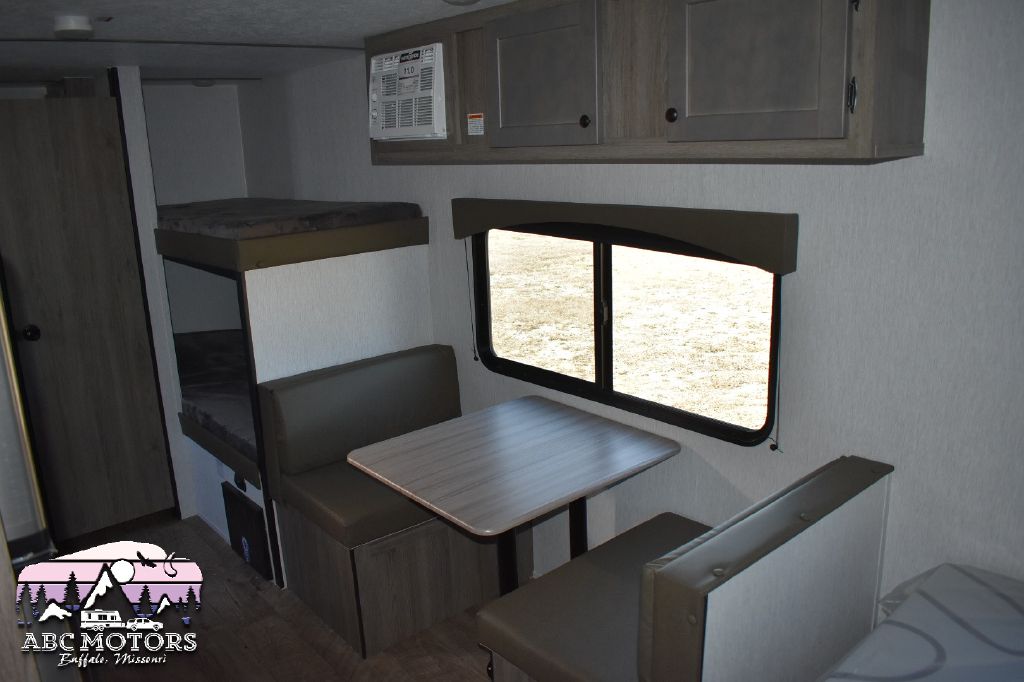 SUNSET PARK SUNLITE 19BH 2024 SUNSET PARK SUNLITE 19BH 7J3U1E117RS010699