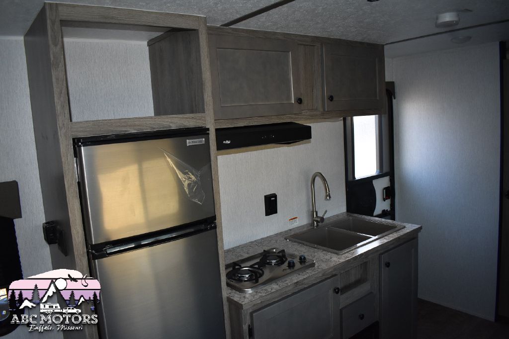 SUNSET PARK SUNLITE 19BH 2024 SUNSET PARK SUNLITE 19BH 7J3U1E117RS010699