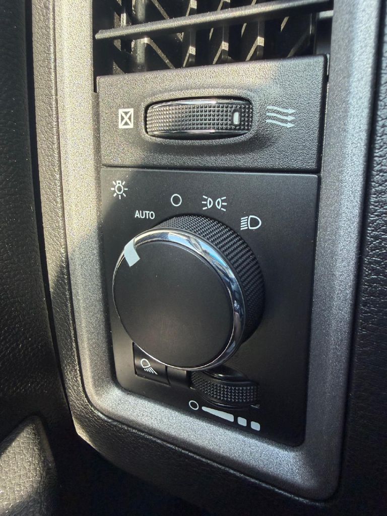 Photo 27 of this RAM SXT 3500 SXT