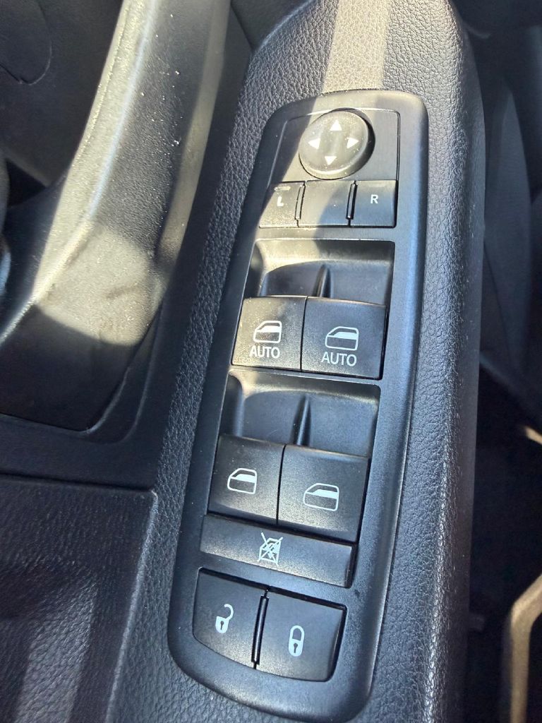 Photo 28 of this RAM SXT 3500 SXT