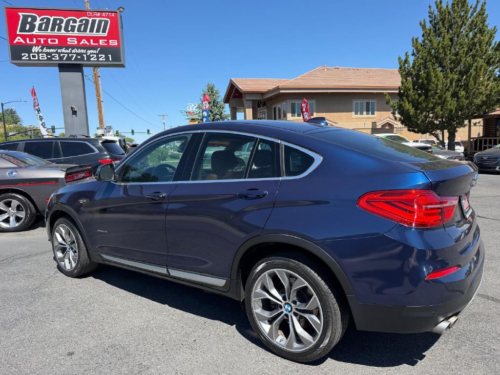 Photo 5 of this BMW X4