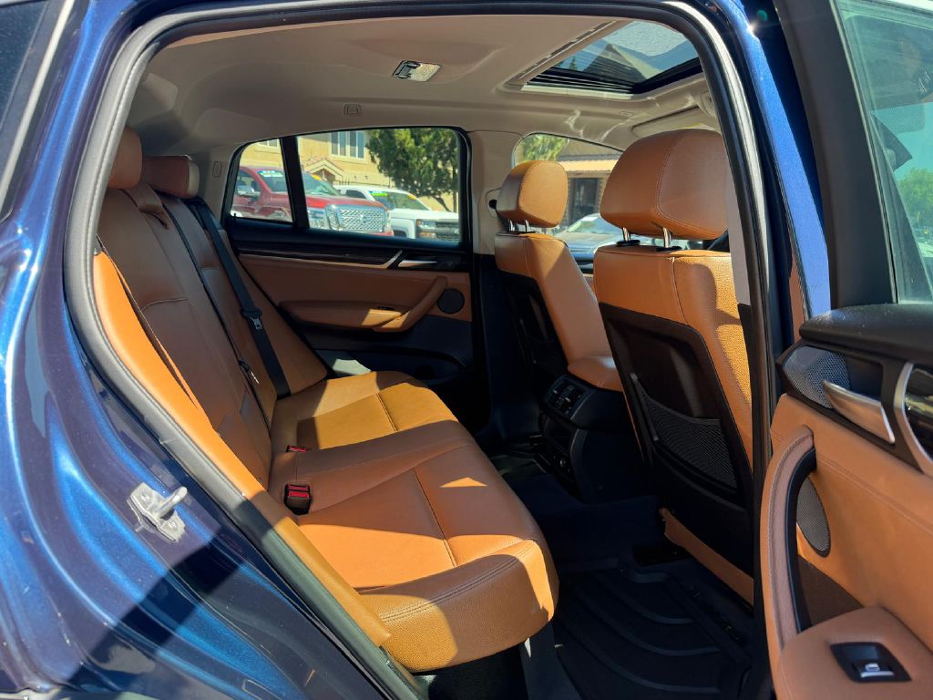 Photo 15 of this BMW X4