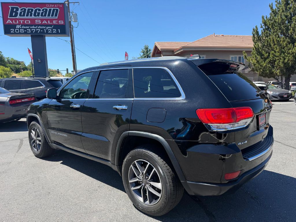 Photo 5 of this JEEP GRAND CHEROKEE