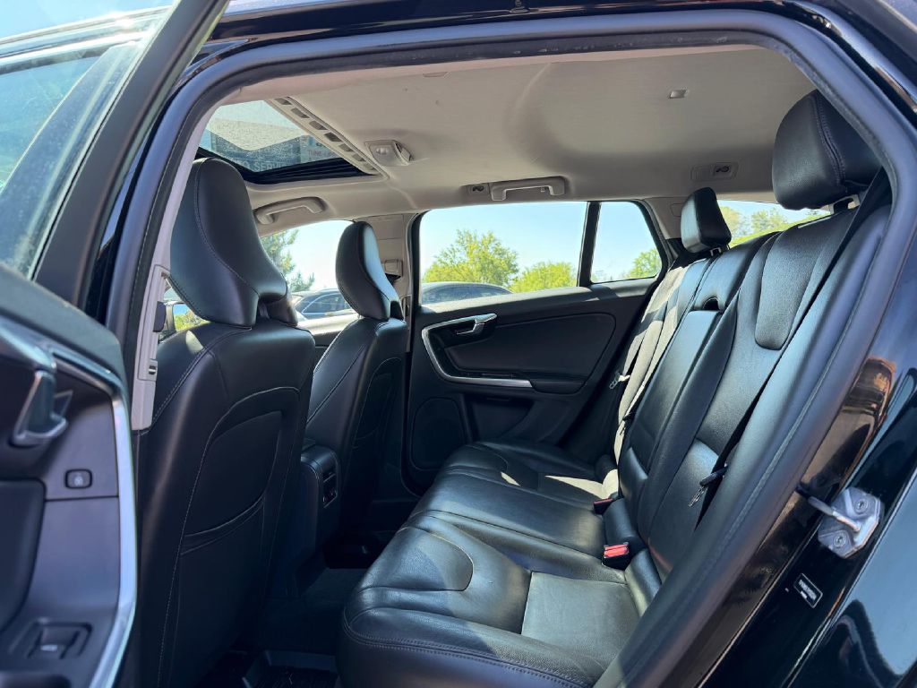 Photo 13 of this VOLVO V60