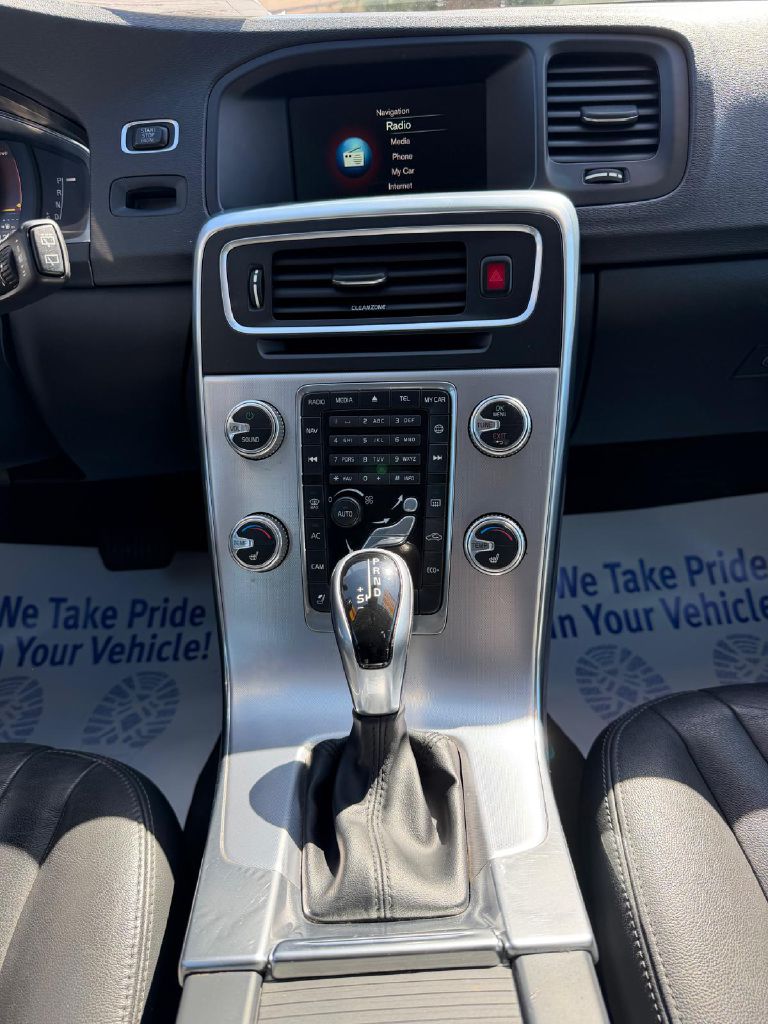 Photo 19 of this VOLVO V60