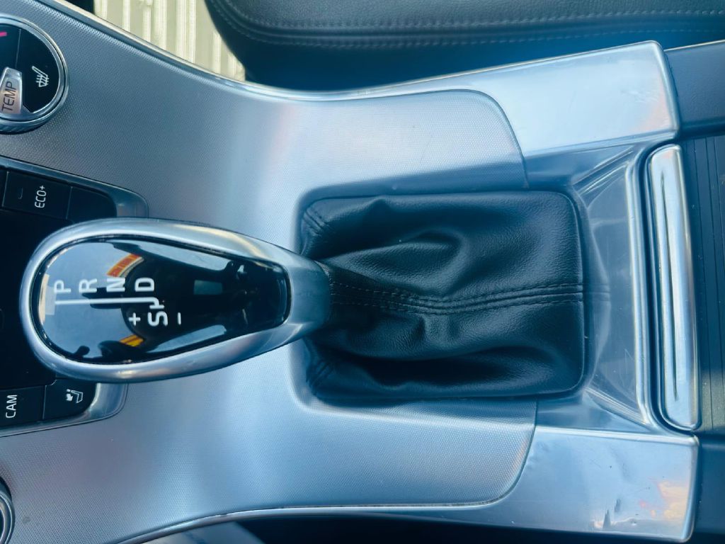 Photo 22 of this VOLVO V60