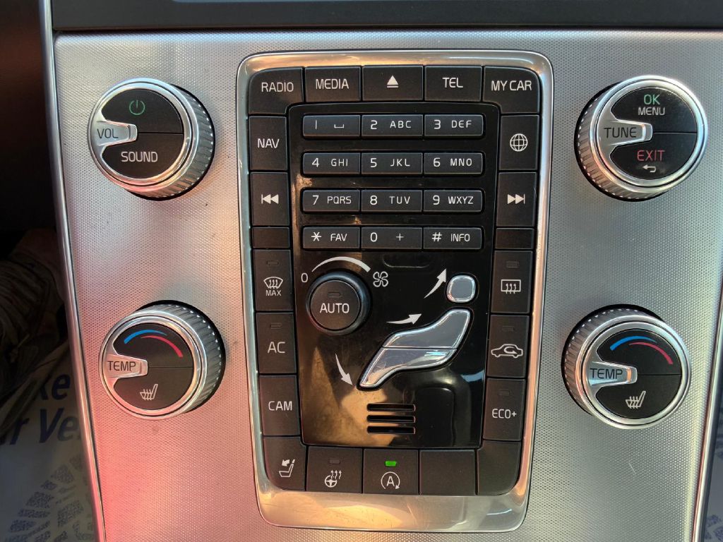 Photo 23 of this VOLVO V60