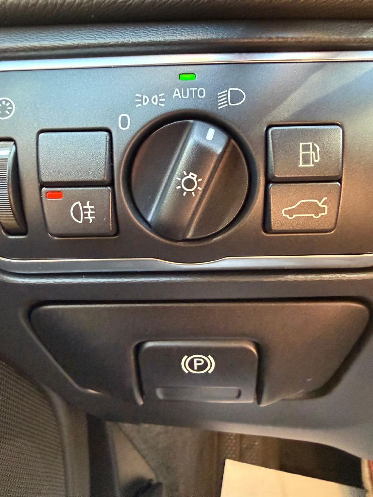 Photo 27 of this VOLVO V60