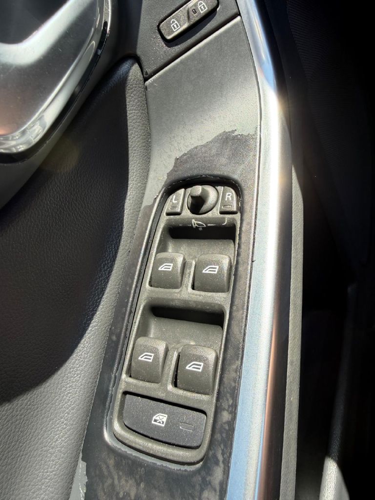Photo 28 of this VOLVO V60