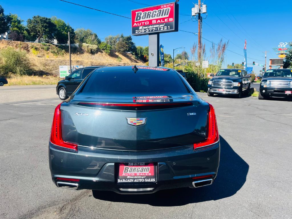 Photo 6 of this CADILLAC XTS