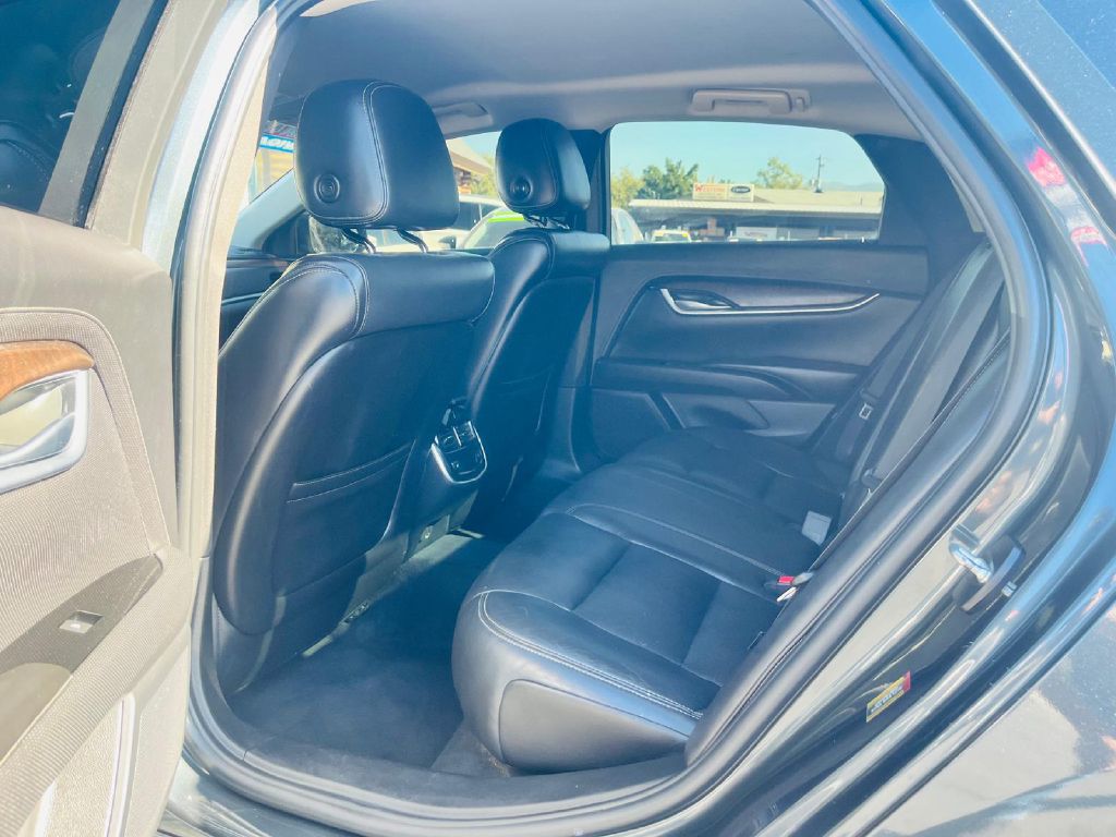 Photo 13 of this CADILLAC XTS