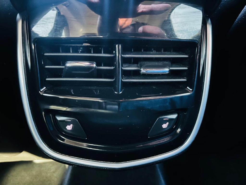 Photo 22 of this CADILLAC XTS