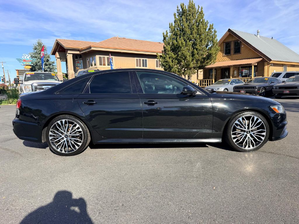 Photo 8 of this AUDI A6