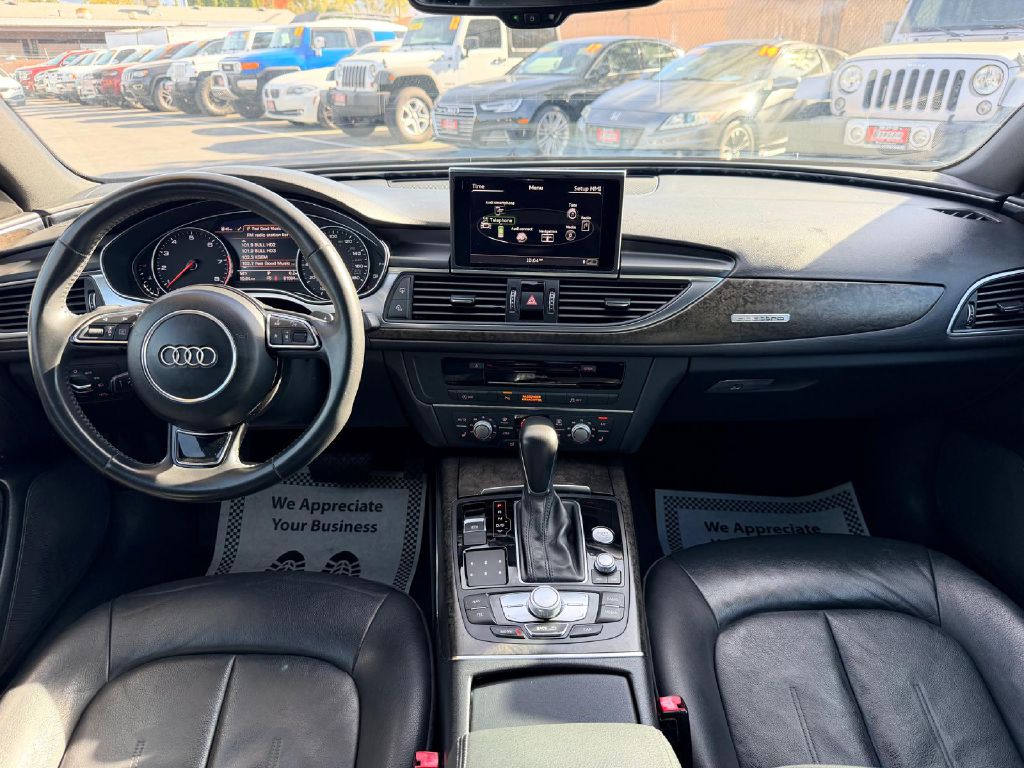 Photo 16 of this AUDI A6