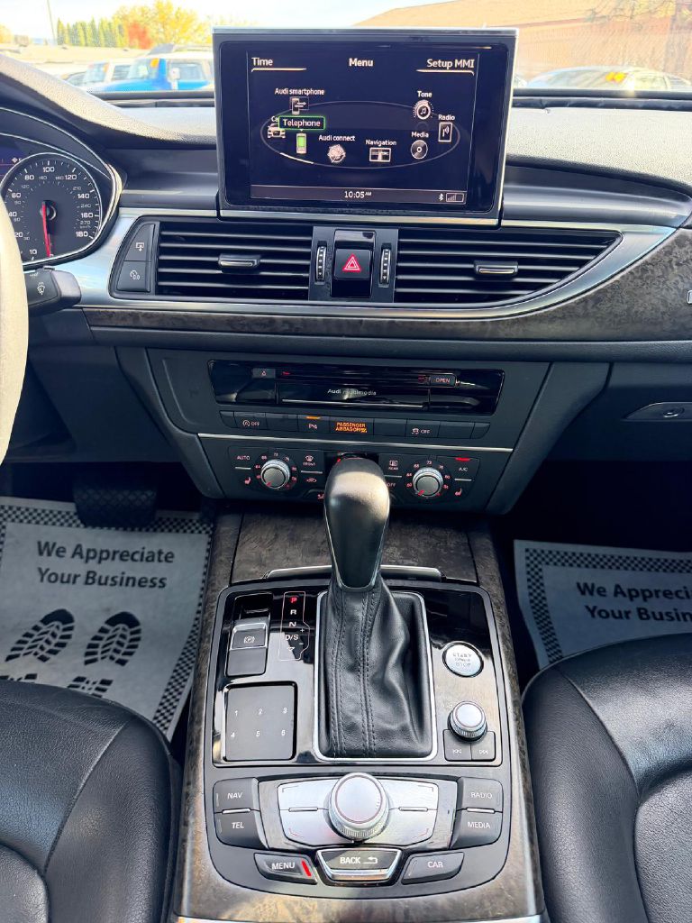 Photo 19 of this AUDI A6