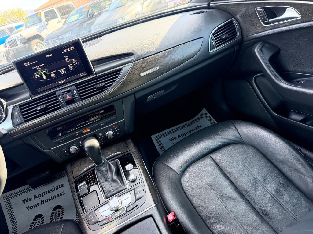 Photo 21 of this AUDI A6