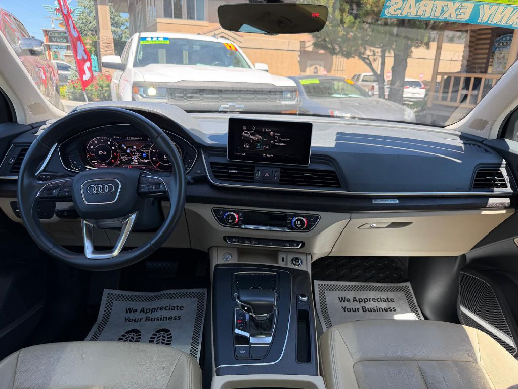 Photo 16 of this AUDI Q5