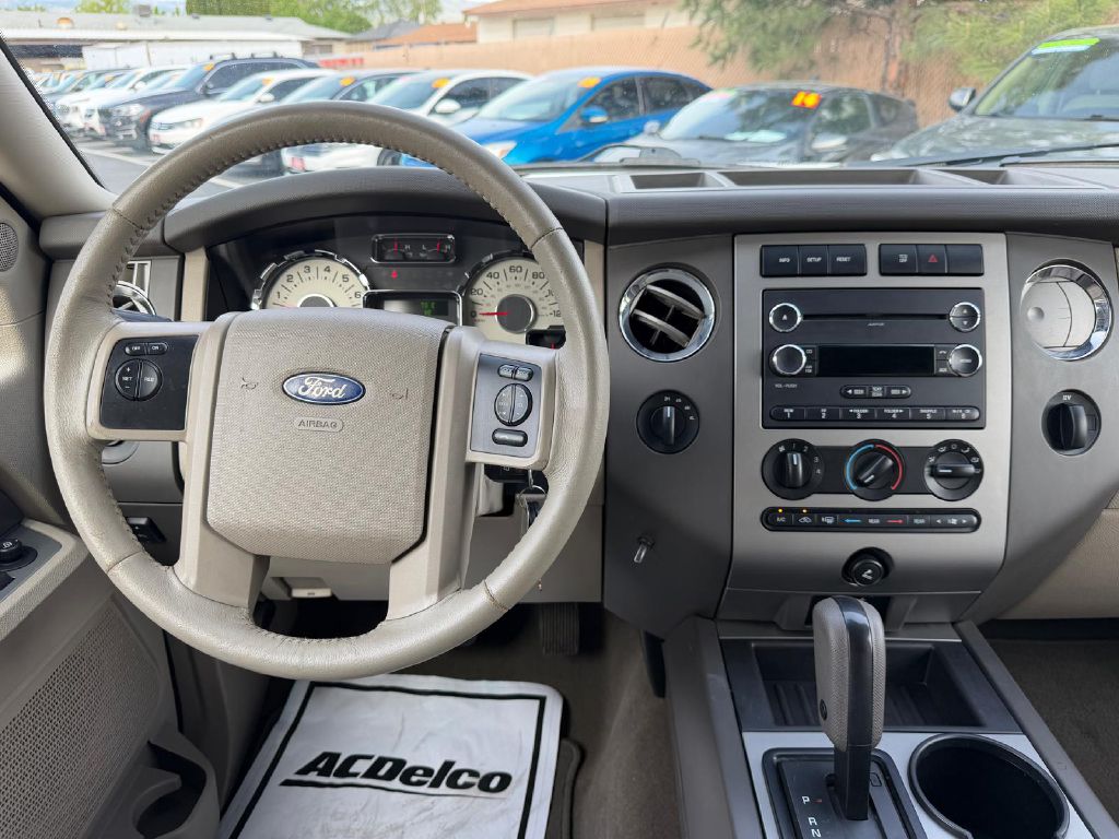 Photo 20 of this FORD EXPEDITION