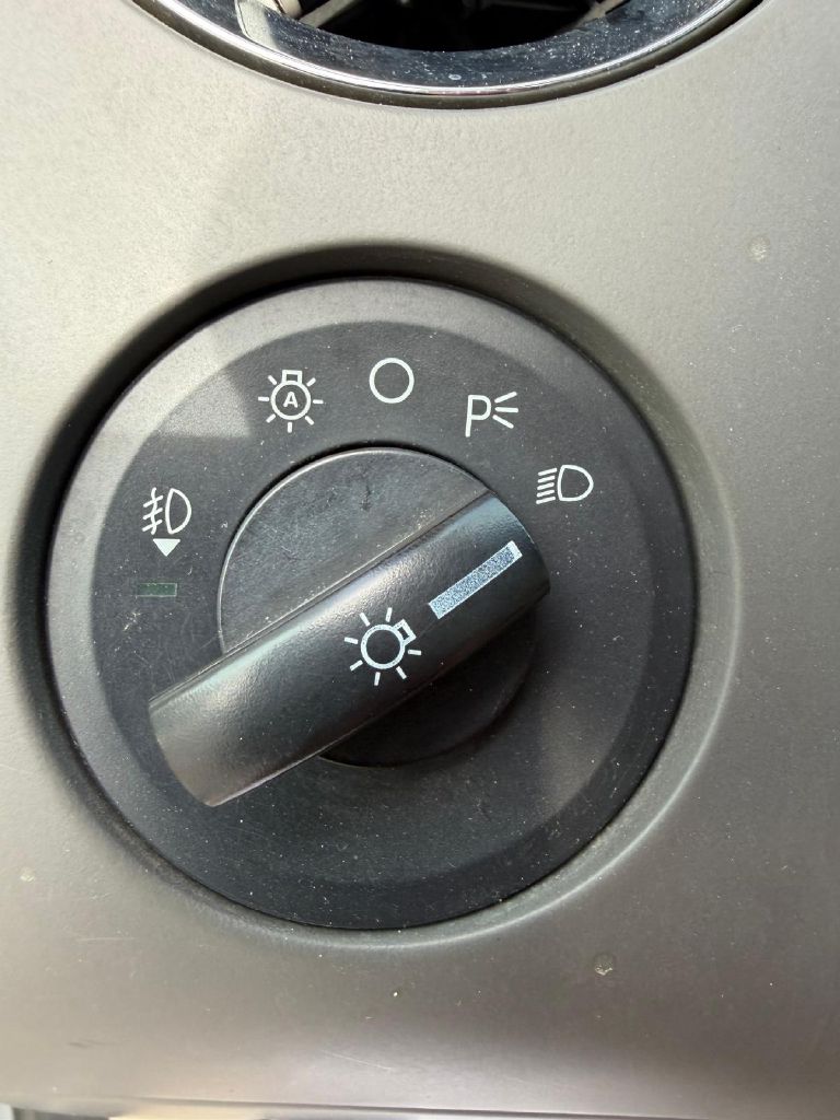 Photo 31 of this FORD EXPEDITION