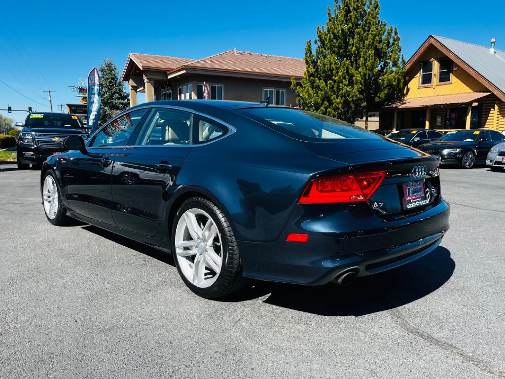 Photo 5 of this AUDI A7