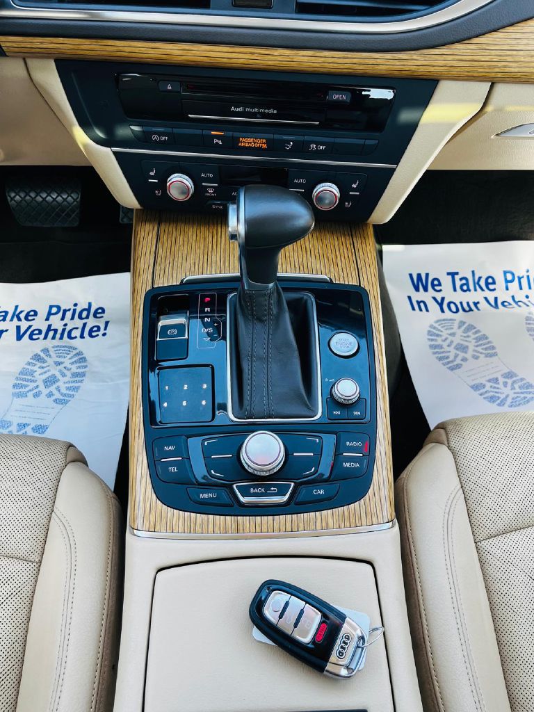 Photo 19 of this AUDI A7