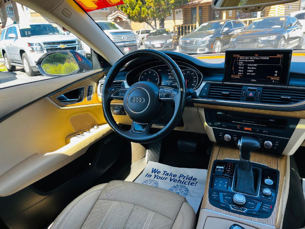 Photo 20 of this AUDI A7