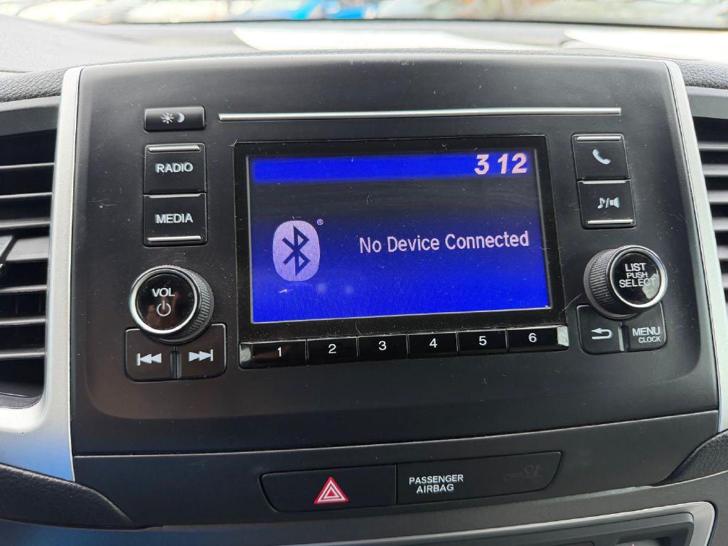 Photo 25 of this HONDA PILOT