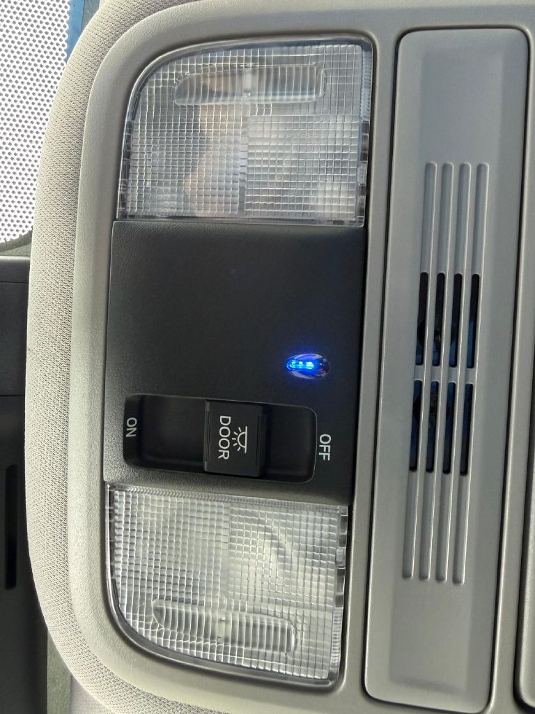 Photo 28 of this HONDA PILOT