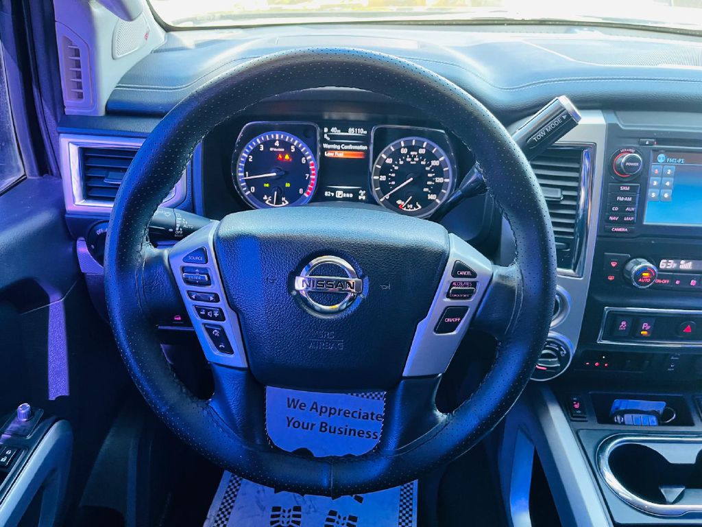 Photo 18 of this NISSAN TITAN
